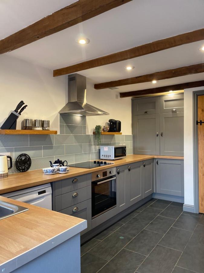 Cilhendre Holiday Cottages - The Dairy สวอนซี ภายนอก รูปภาพ