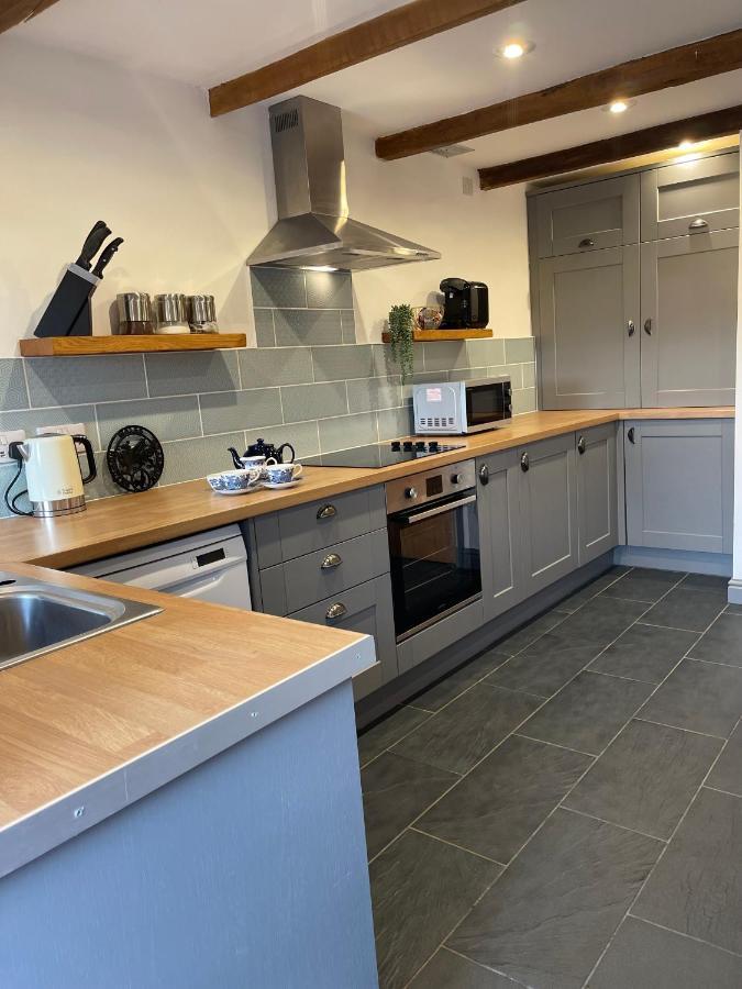 Cilhendre Holiday Cottages - The Dairy สวอนซี ภายนอก รูปภาพ