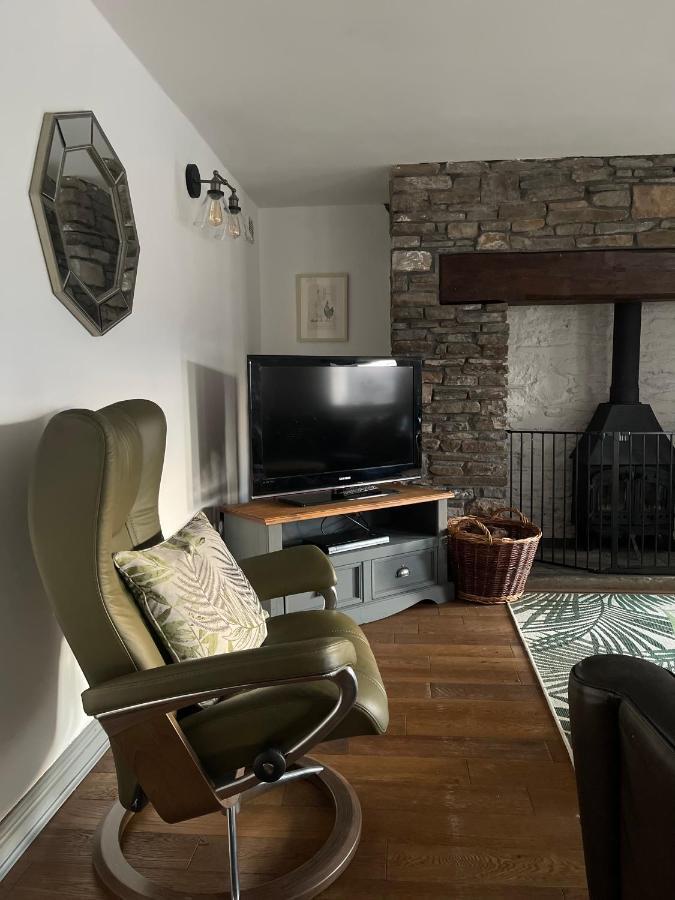 Cilhendre Holiday Cottages - The Dairy สวอนซี ภายนอก รูปภาพ